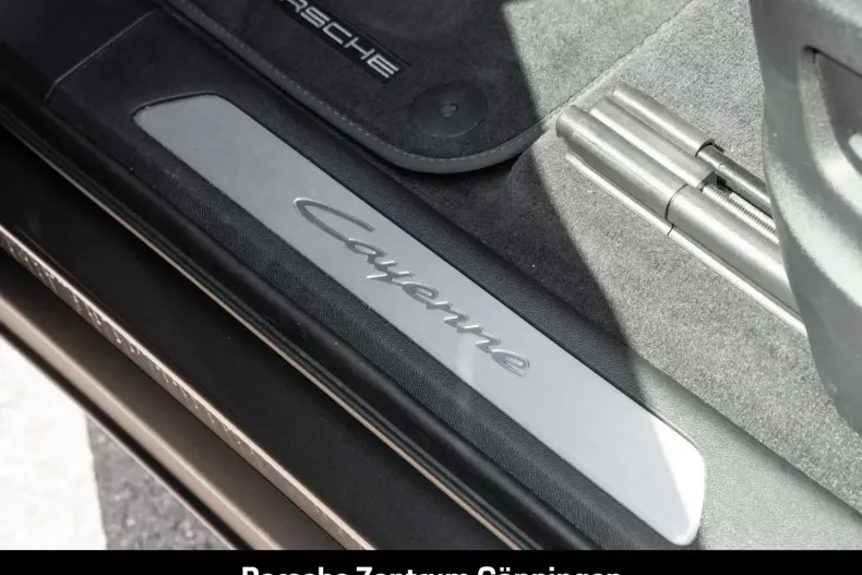 Porsche Cayenne din 2024 cu 18.415 km - oferta POR157519 - foto 20