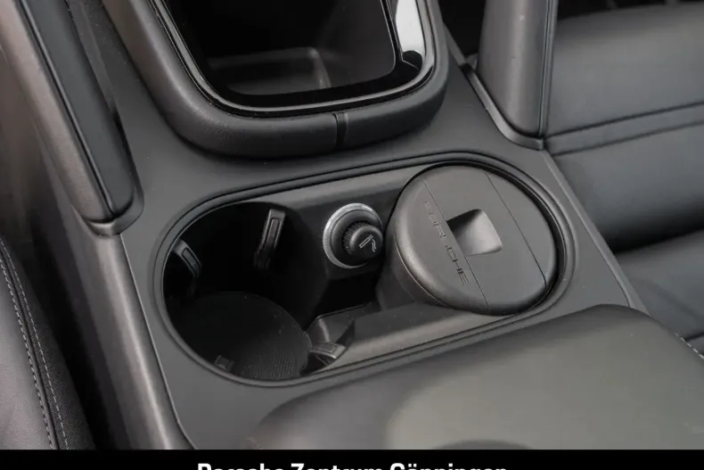 Porsche Cayenne din 2024 cu 18.415 km - oferta POR157519 - foto 27