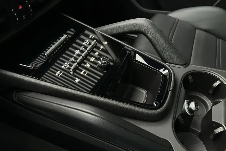 Porsche Cayenne din 2025 cu 8.984 km - oferta POR157521 - foto 14