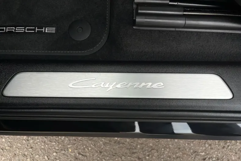 Porsche Cayenne din 2025 cu 8.984 km - oferta POR157521 - foto 21