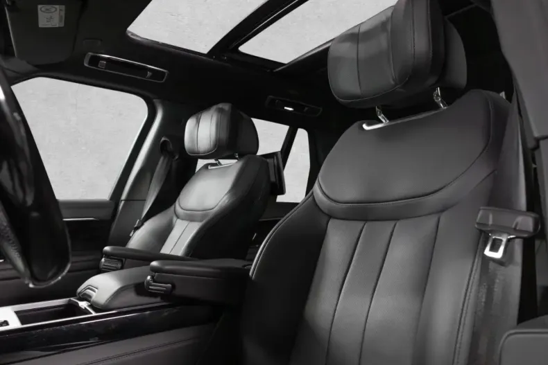 Land Rover Range Rover din 2024 cu 13.512 km - oferta LAN157522 - foto 21