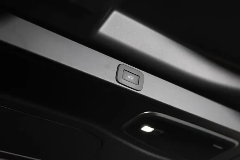 Land Rover Range Rover din 2024 cu 13.512 km - oferta LAN157522 - foto 30