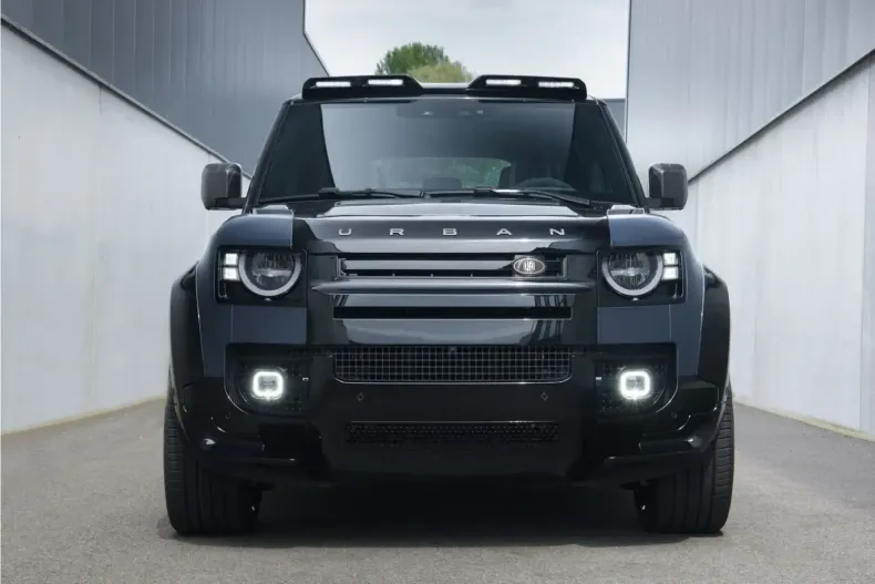 Land Rover Defender din 2024 cu 11.000 km - oferta LAN157523 - foto 4