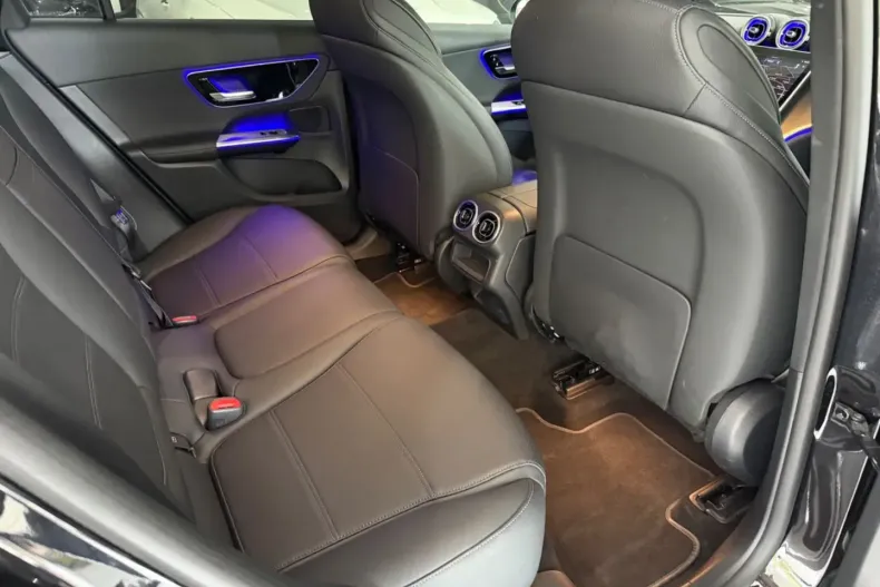 Mercedes-Benz GLC 220 din 2024 cu 30.600 km - oferta MER157525 - foto 12