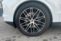 Porsche Cayenne din 2024 cu 14.700 km - oferta POR157528 - foto 10