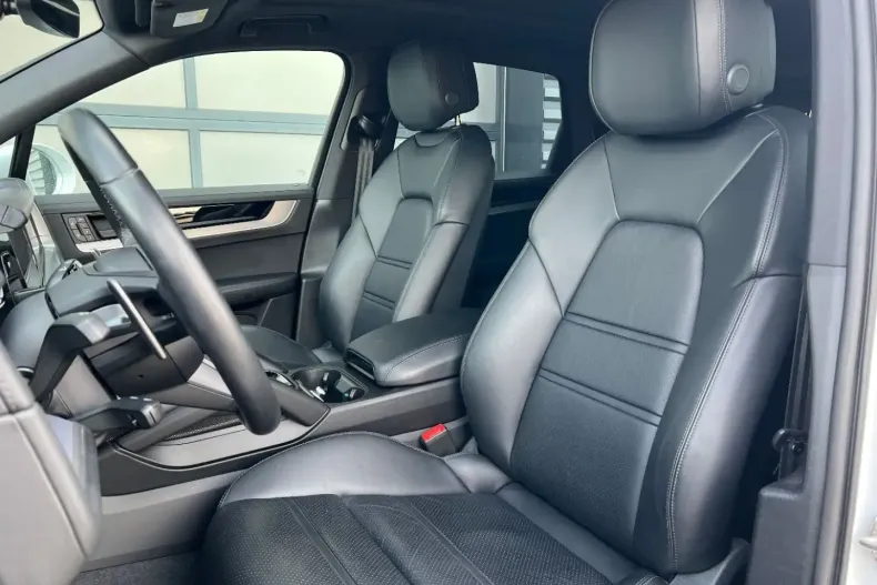 Porsche Cayenne din 2024 cu 14.700 km - oferta POR157528 - foto 15