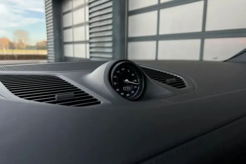 Porsche Cayenne din 2024 cu 14.700 km - oferta POR157528 - foto 18