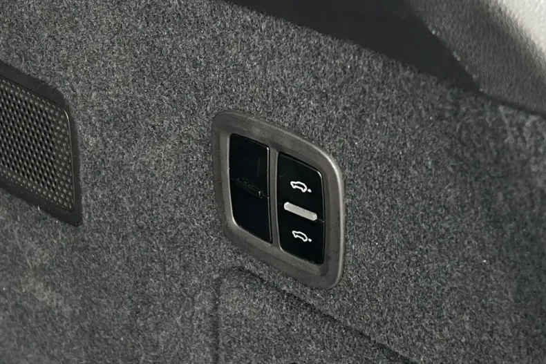 Porsche Cayenne din 2024 cu 14.700 km - oferta POR157528 - foto 31