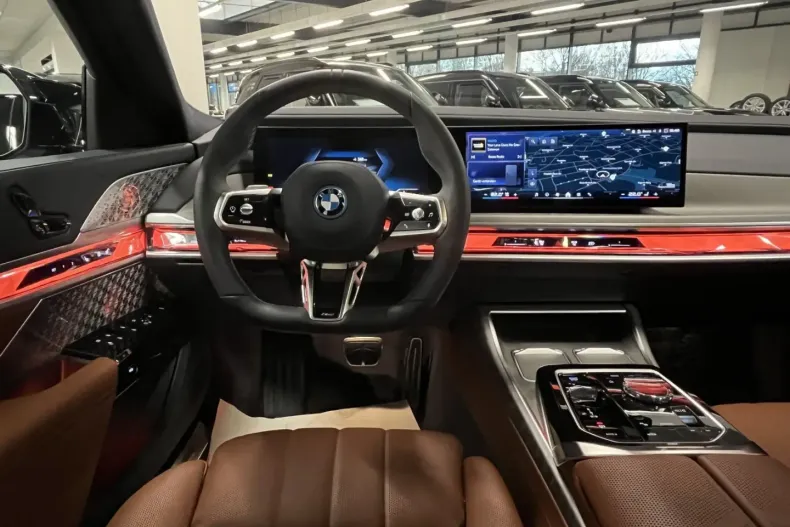 BMW i7 din 2024 cu 1.687 km - oferta BMW157529 - foto 8