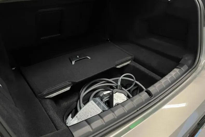 BMW i7 din 2024 cu 1.687 km - oferta BMW157529 - foto 15