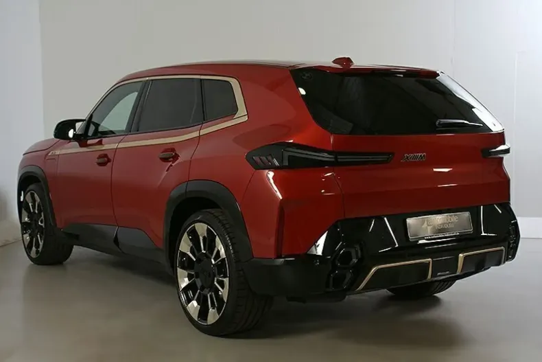 BMW XM din 2024 cu 2.300 km - oferta BMW157530 - foto 3