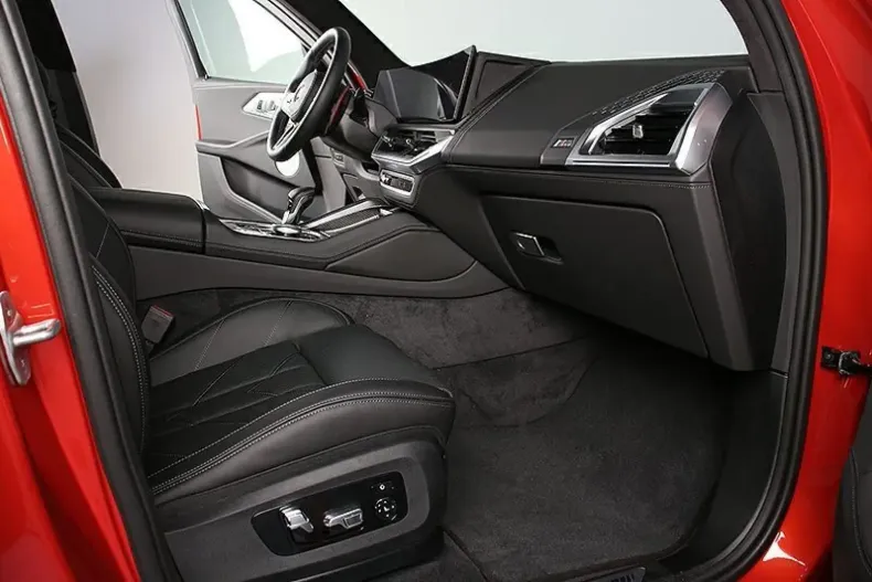 BMW XM din 2024 cu 2.300 km - oferta BMW157530 - foto 6