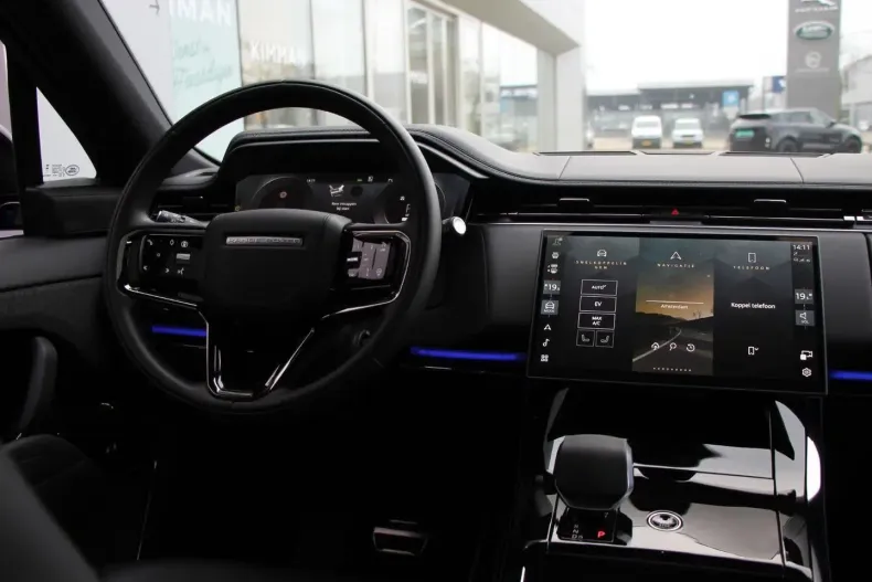 Land Rover Range Rover Sport din 2024 cu 10.484 km - oferta LAN157531 - foto 6