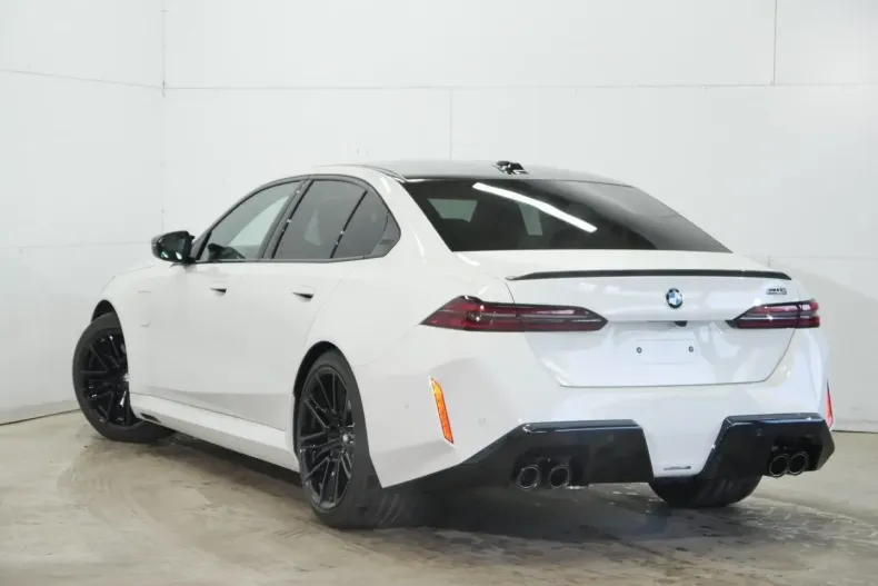 BMW M5 din 2024 cu 9.993 km - oferta BMW157532 - foto 2