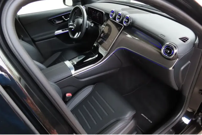 Mercedes-Benz GLC 200 din 2024 cu 13.635 km - oferta MER157533 - foto 9