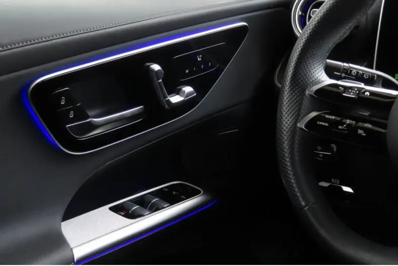 Mercedes-Benz GLC 200 din 2024 cu 13.635 km - oferta MER157533 - foto 14