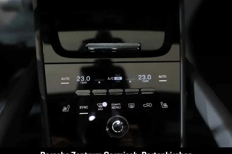 Porsche Cayenne din 2024 cu 22.336 km - oferta POR157536 - foto 24