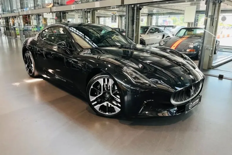Maserati Granturismo din 2024 cu 11.627 km - oferta MAS157537 - foto 3