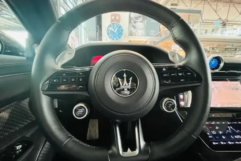 Maserati Granturismo din 2024 cu 11.627 km - oferta MAS157537 - foto 13