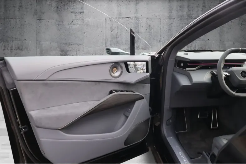 Lotus Eletre din 2024 cu 11.852 km - oferta LOT157538 - foto 17
