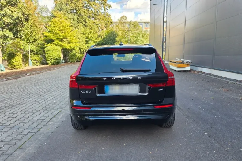 Volvo XC60 din 2022 cu 39.000 km - oferta VOL157541 - foto 7