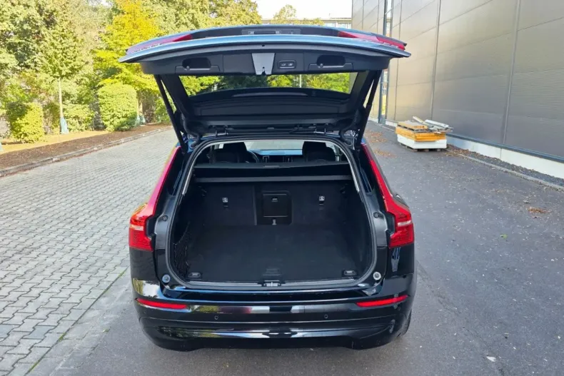 Volvo XC60 din 2022 cu 39.000 km - oferta VOL157541 - foto 9