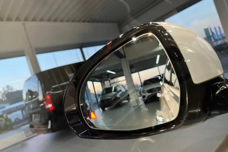 Mercedes-Benz S 580 din 2024 cu 6.926 km - oferta MER157545 - foto 16