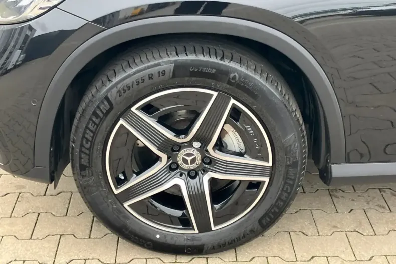 Mercedes-Benz GLC 200 din 2024 cu 24.750 km - oferta MER157549 - foto 4