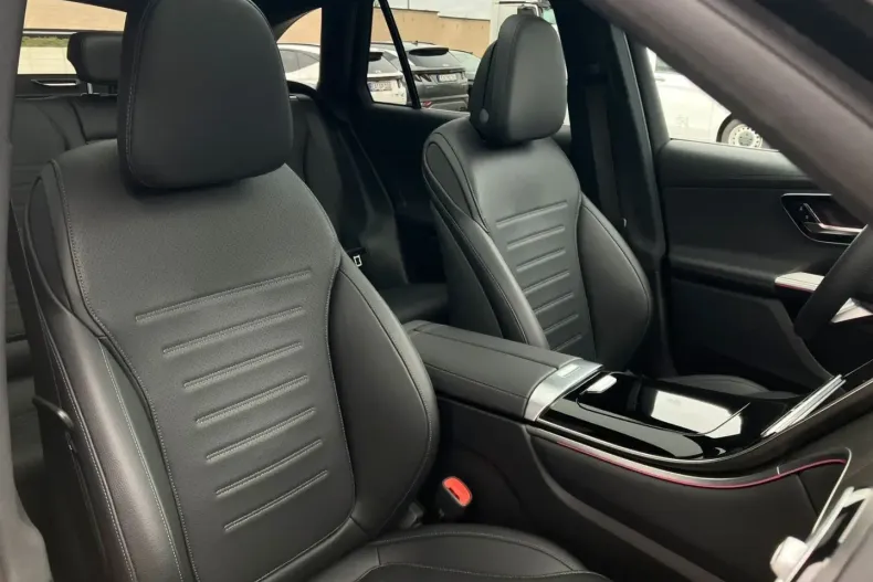 Mercedes-Benz GLC 200 din 2024 cu 24.750 km - oferta MER157549 - foto 7