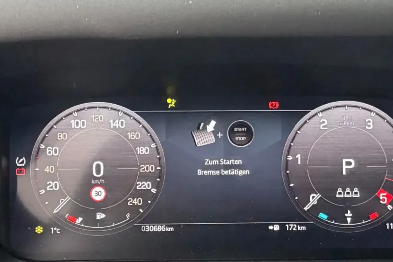 Land Rover Defender din 2024 cu 29.998 km - oferta LAN157554 - foto 15