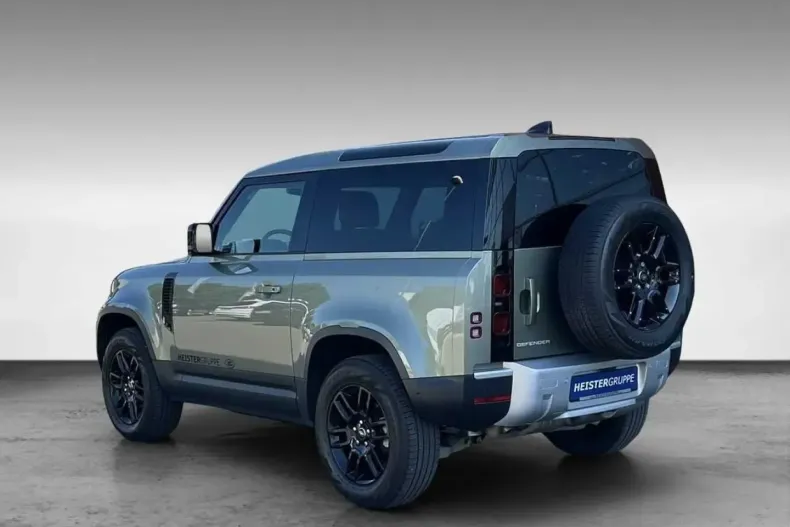 Land Rover Defender din 2024 cu 25.500 km - oferta LAN157564 - foto 3