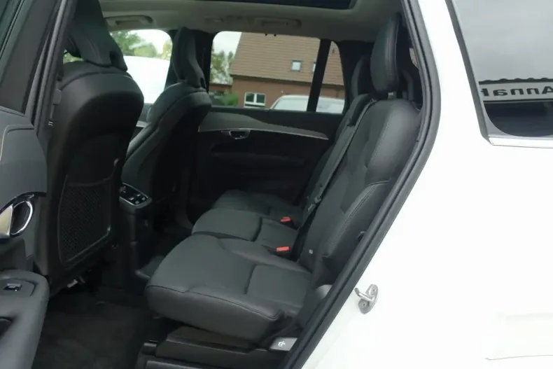 Volvo XC90 din 2024 cu 16.700 km - oferta VOL157574 - foto 8