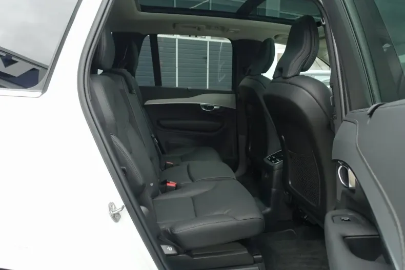 Volvo XC90 din 2024 cu 16.700 km - oferta VOL157574 - foto 10