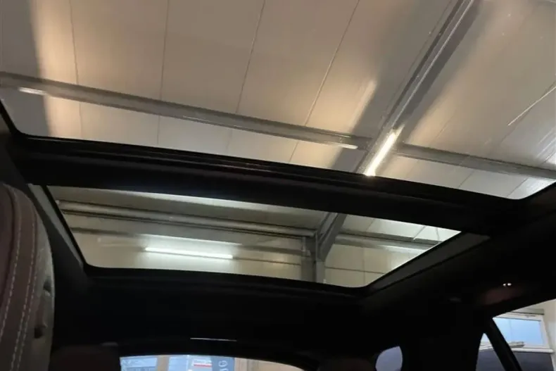 Mercedes-Benz GLE 350 din 2024 cu 19.502 km - oferta MER157575 - foto 11