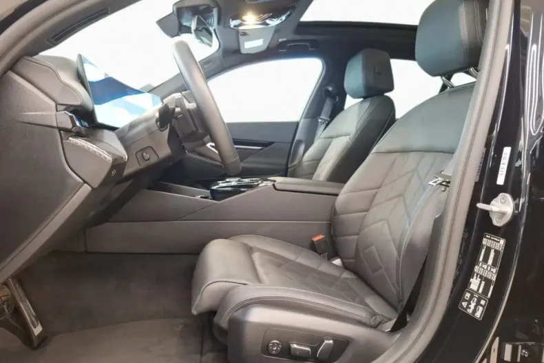 BMW 540 din 2025 cu 25.450 km - oferta BMW157582 - foto 6