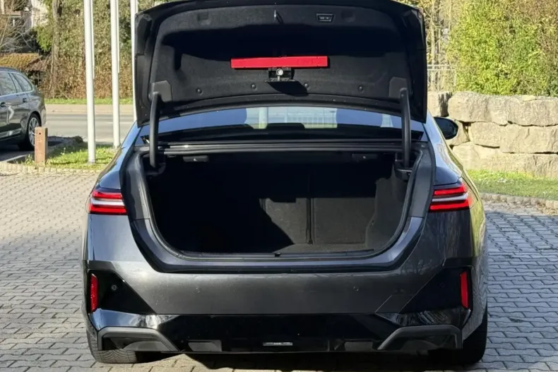 BMW 540 din 2025 cu 26.148 km - oferta BMW157583 - foto 5