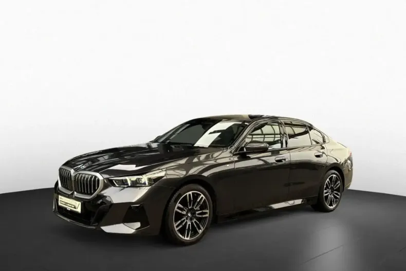 BMW 540 din 2025 cu 32.072 km - oferta BMW157584 - foto 1