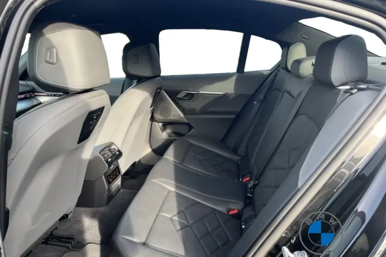 BMW 550 din 2024 cu 40.892 km - oferta BMW157585 - foto 14