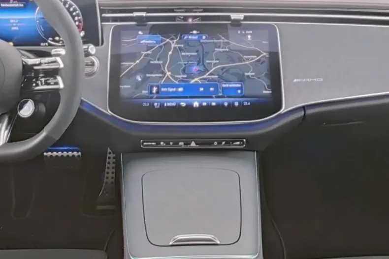 Mercedes-Benz E 53 AMG din 2024 cu 7.150 km - oferta MER157589 - foto 4