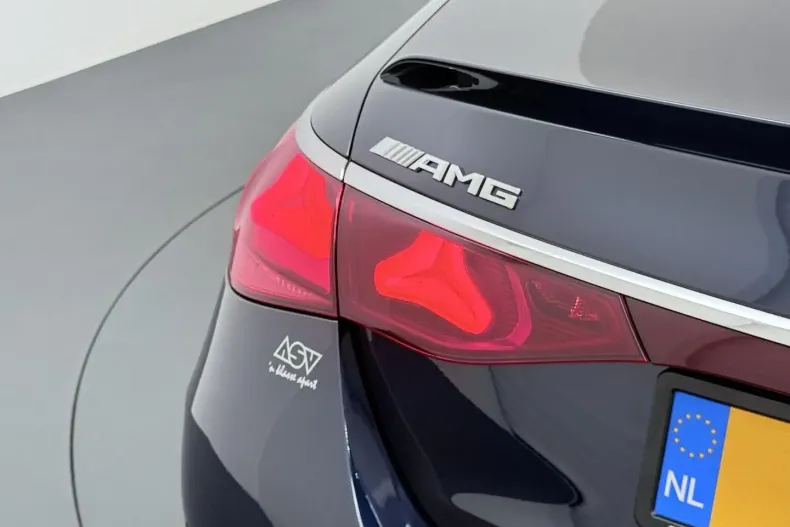 Mercedes-Benz E 53 AMG din 2024 cu 20.892 km - oferta MER157592 - foto 12