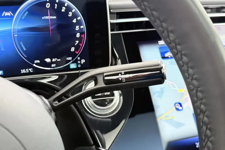 Mercedes-Benz E 53 AMG din 2024 cu 20.892 km - oferta MER157592 - foto 32