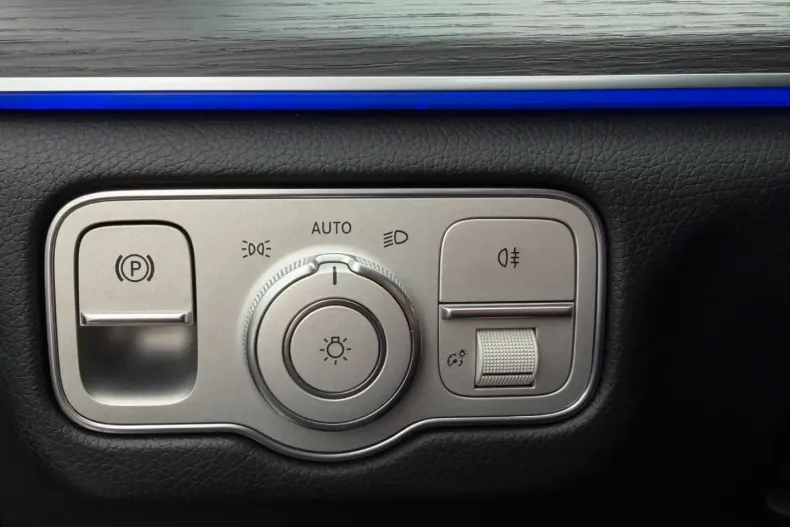 Mercedes-Benz GLE 300 din 2023 cu 60.002 km - oferta MER157596 - foto 29