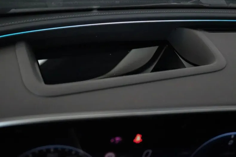 Mercedes-Benz E 53 AMG din 2025 cu 6.100 km - oferta MER157597 - foto 25