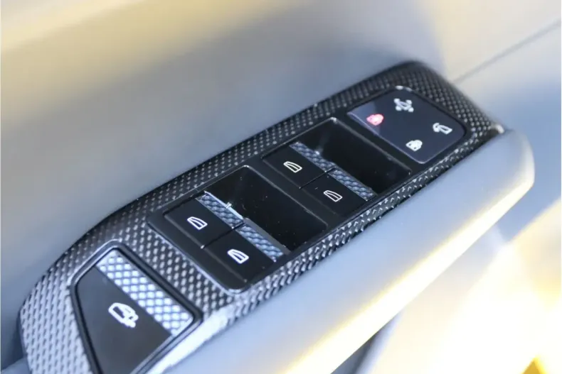 Lotus Emeya din 2024 cu 9.878 km - oferta LOT157599 - foto 22