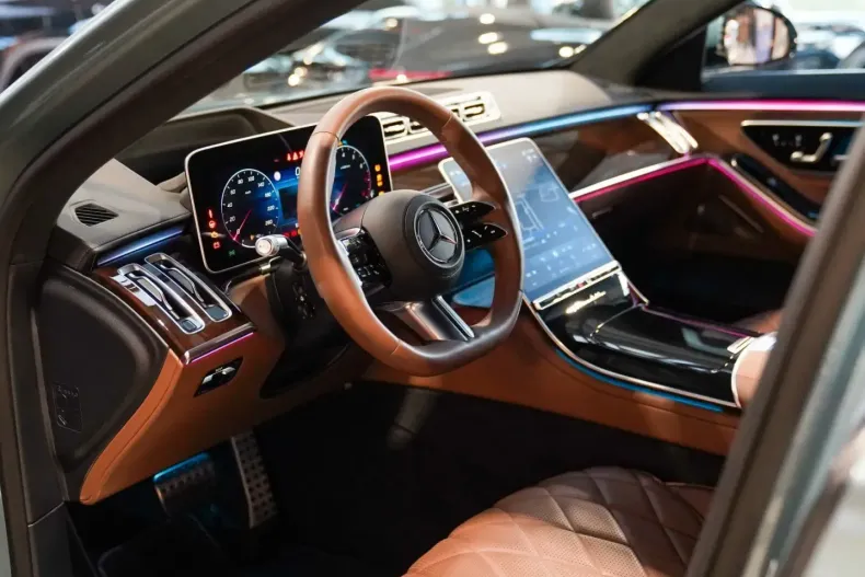 Mercedes-Benz S 500 din 2024 cu 12.897 km - oferta MER157605 - foto 22