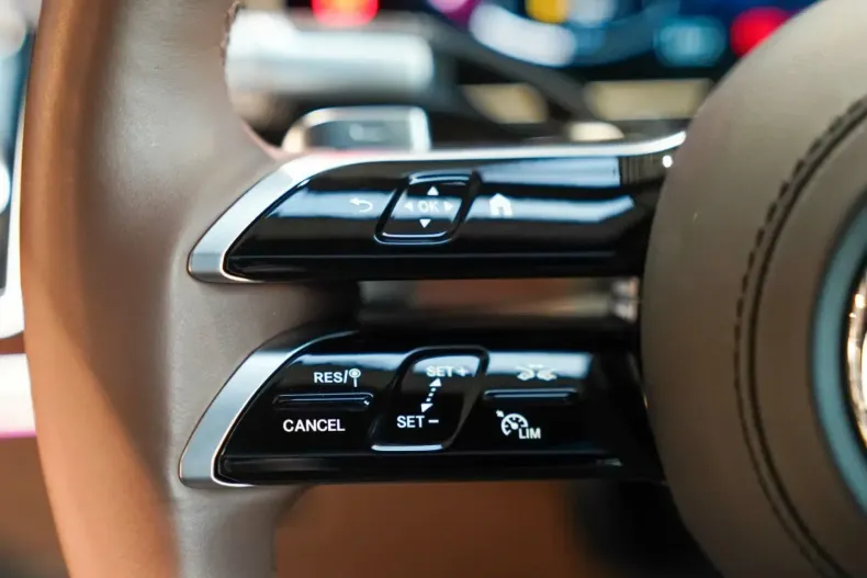 Mercedes-Benz S 500 din 2024 cu 12.897 km - oferta MER157605 - foto 25