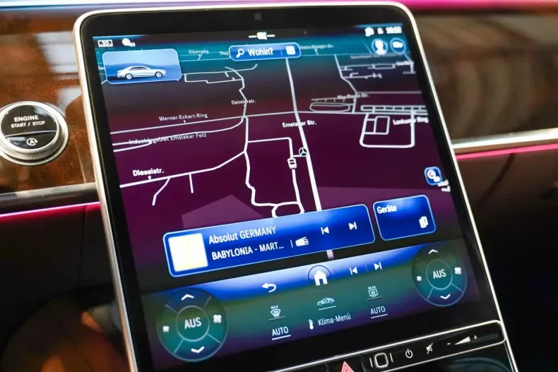 Mercedes-Benz S 500 din 2024 cu 12.897 km - oferta MER157605 - foto 26