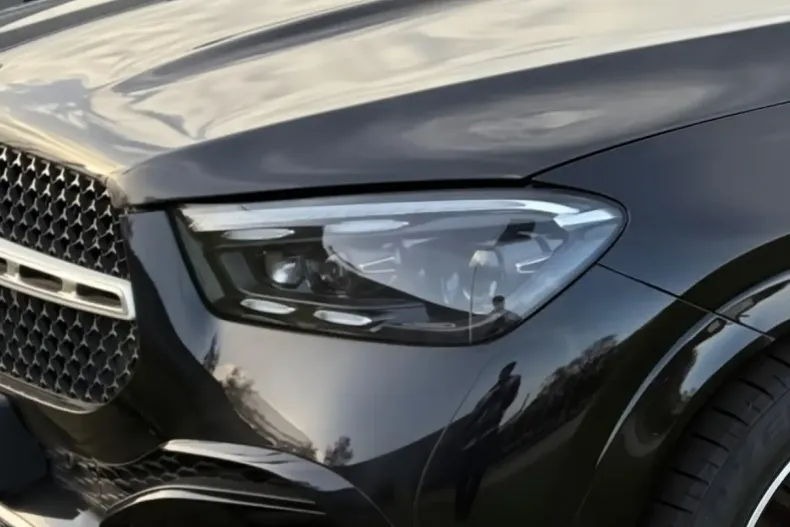 Mercedes-Benz GLE 300 din 2024 cu 23.885 km - oferta MER157608 - foto 3