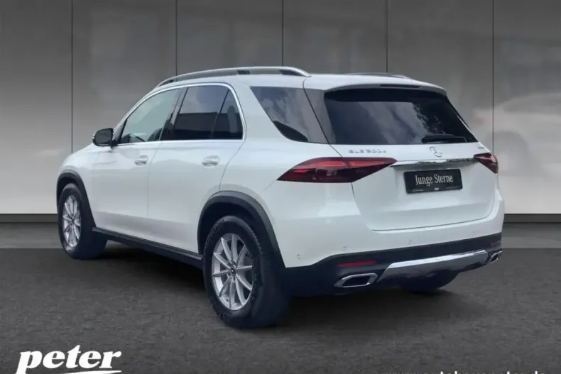 Mercedes-Benz GLE 300 din 2024 cu 13.896 km - oferta MER157612 - foto 3