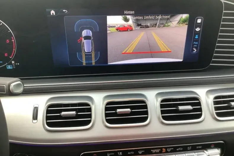 Mercedes-Benz GLE 300 din 2024 cu 13.896 km - oferta MER157612 - foto 11